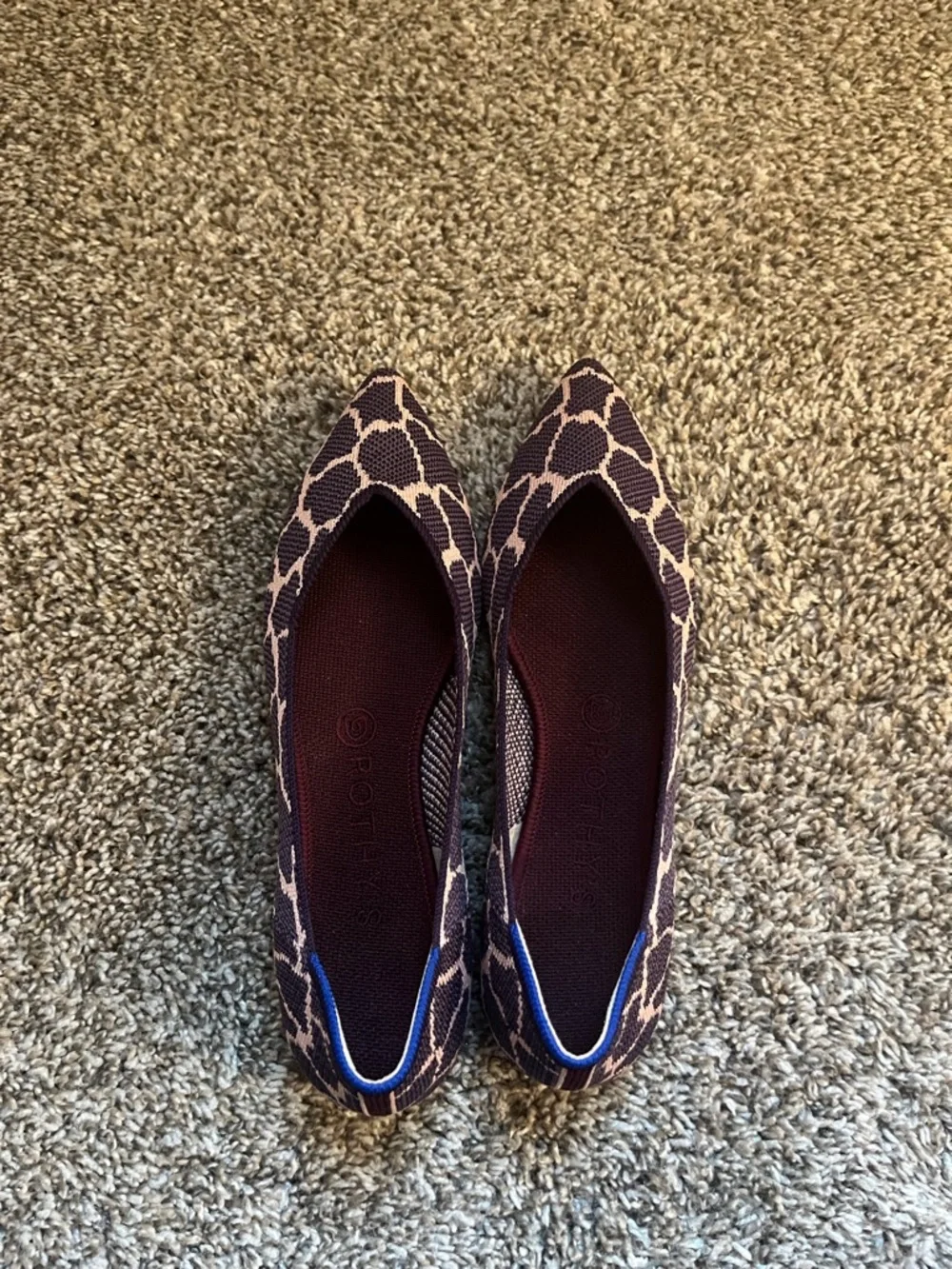 Rothy's The Pointe in Violet Giraffe Print, Size 9 - Picture 3 of 6